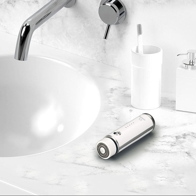 Men's Mini Electric Portable Facial Razor