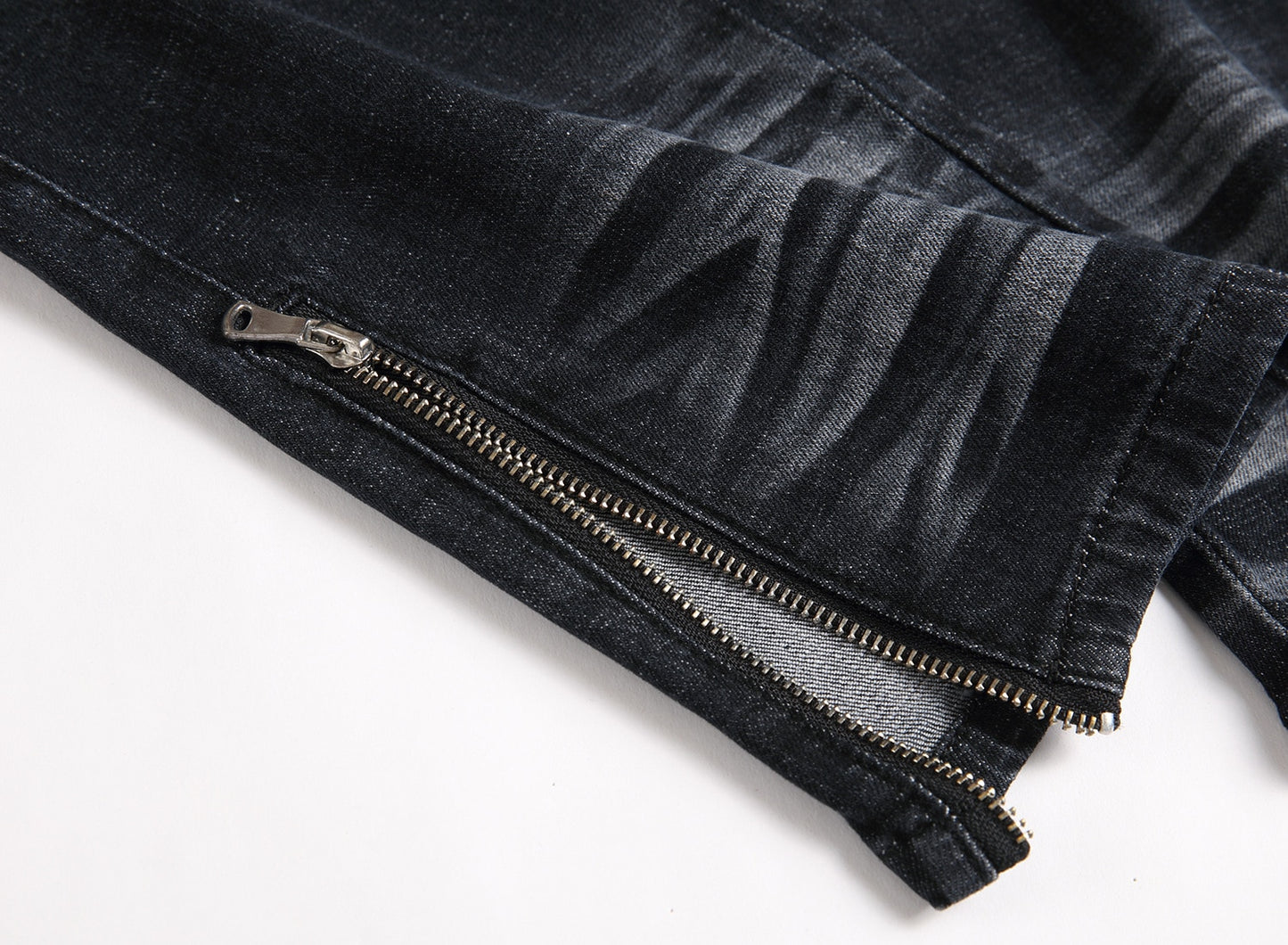 Men's Black Denim Straight Leg Jeans